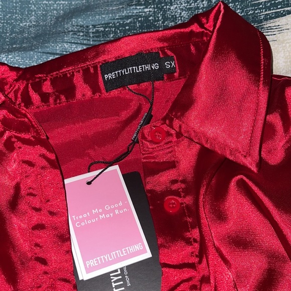 Red silk button down - Picture 6 of 8